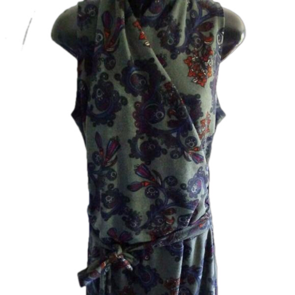 JEDZEBEL DRESS SIZE M